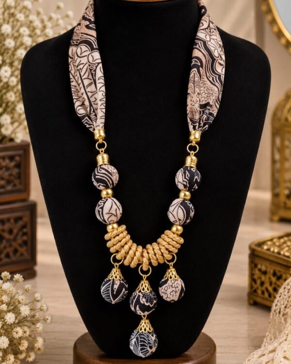 Black & White Statement Beaded Necklace