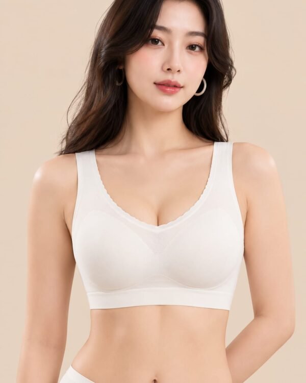 Women’s White Seamless Bra – Wireless Comfort & Adjustable Straps