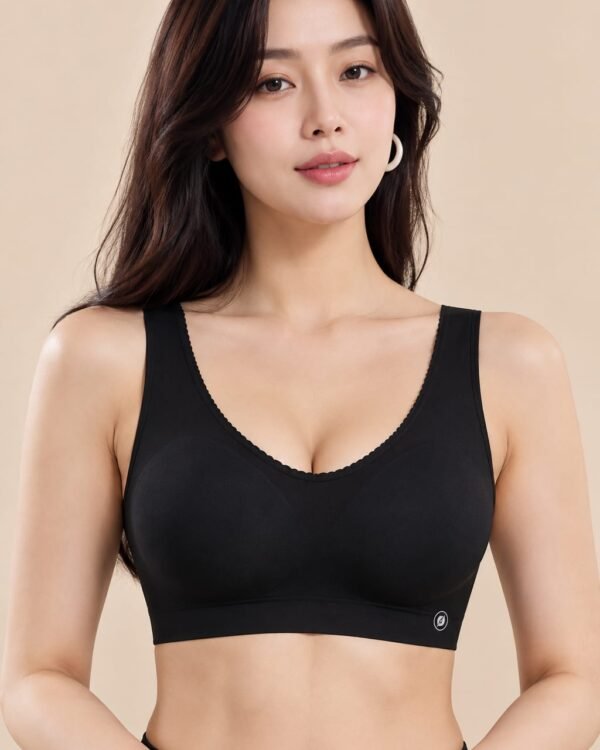 Women’s Black Seamless Bra – Wireless Comfort & Adjustable Straps